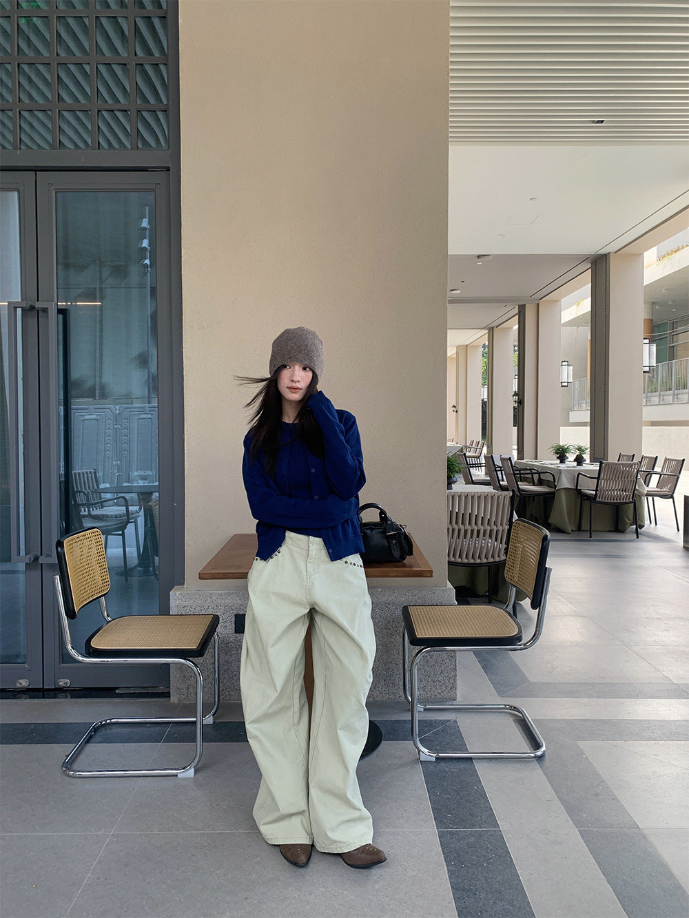 Women's wide-leg jeans