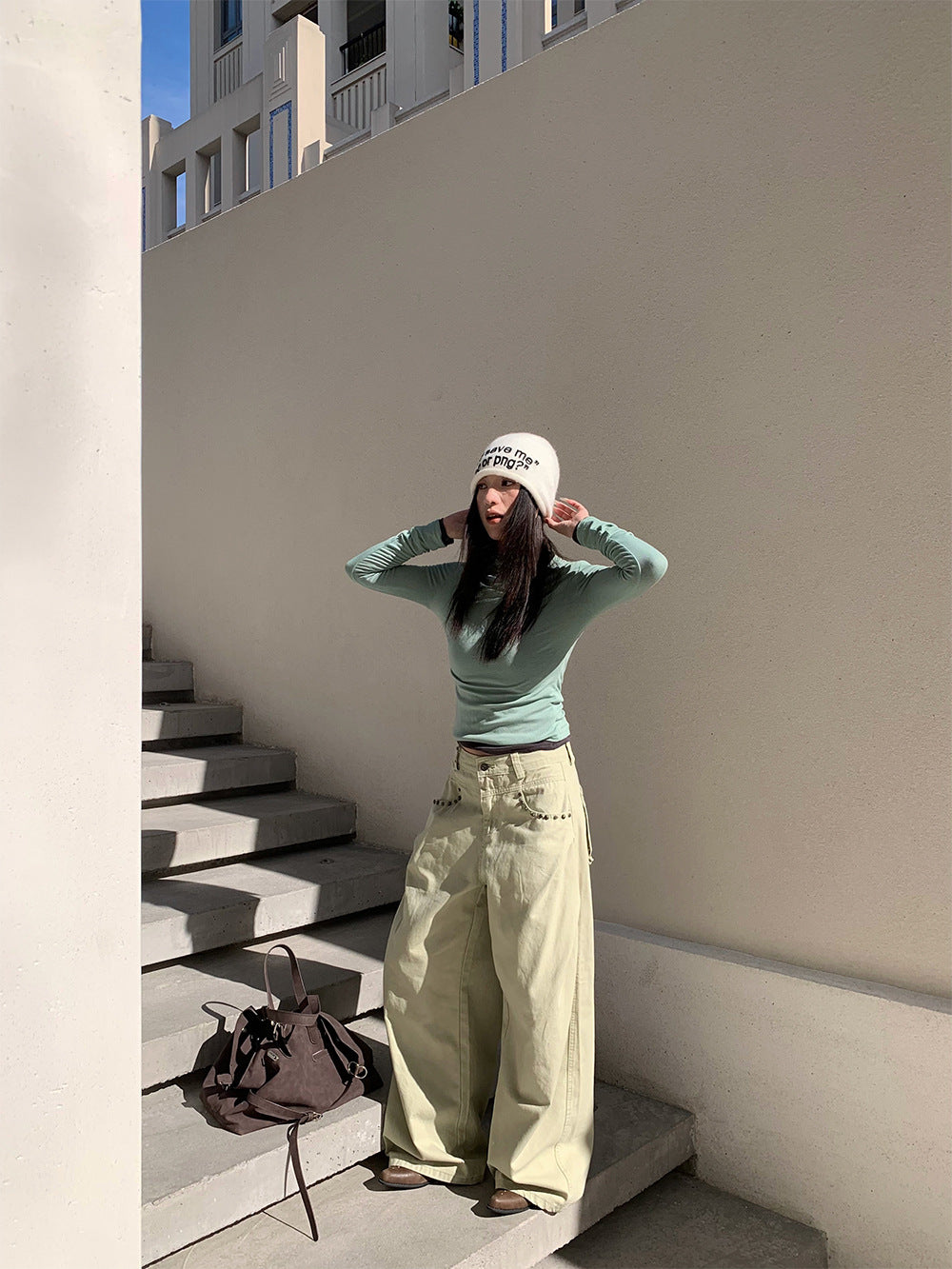 Women's wide-leg jeans